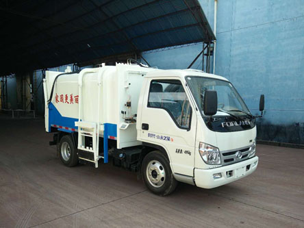 QT5046ZZZB5型福田小卡之星自装卸式垃圾车