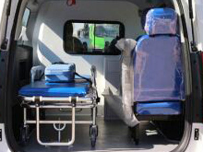 CLW5020XJHCD6救护车图片