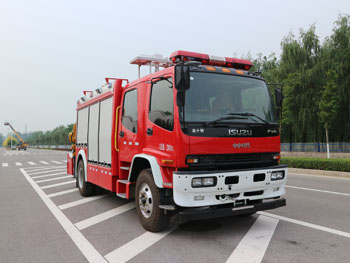 ZXF5130TXFJY100/W5型庆铃FVR抢险救援消防车