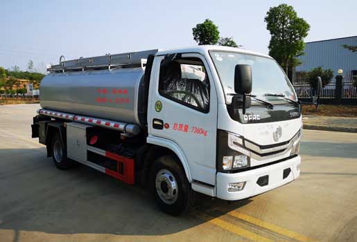AAA5075GPGE6型东风多利卡国六普通液体运输车