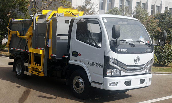 XGH5040ZZZD6型东风多利卡国六自装卸式垃圾车