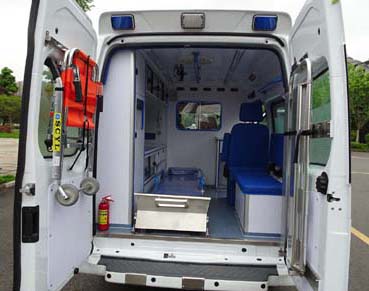 SLT5040XJHE1L型救护车图片