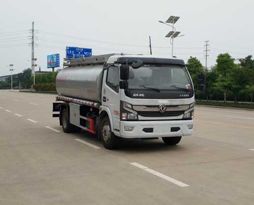 HTW5120GPGE6型东风多利卡国六3800普通液体运输车