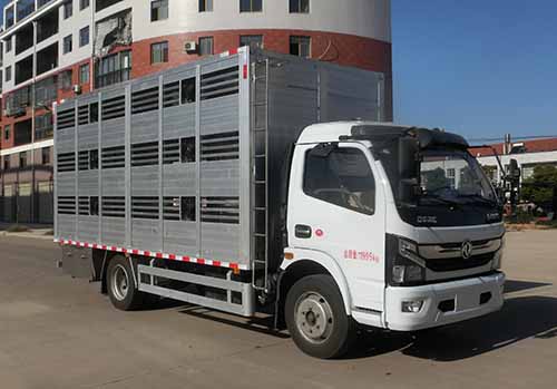 国六东风凯普特5.6米畜禽运输车