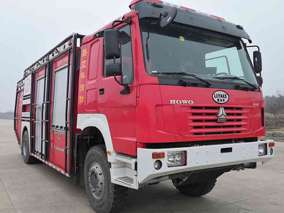 路亚科牌LXF5160GXFSL30型森林消防车