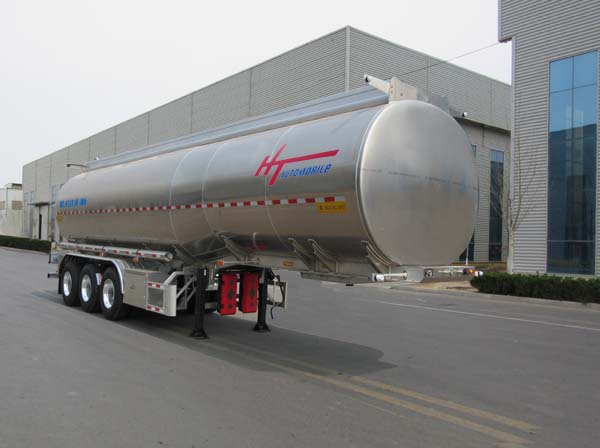 冀宁宏泰牌42吨润滑油罐式运输半挂车(NHT9402GRH)的六大优势八吨油罐车价格