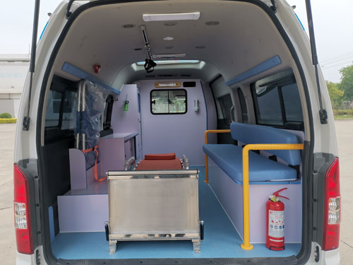 XKC5030XJH6B型救护车图片