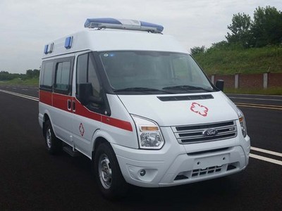 蓝港牌XLG5046XJHCY5型救护车
