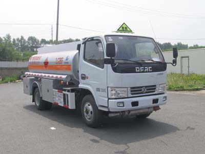 LPC5071GJYE5型东风多利卡3-5吨加油车