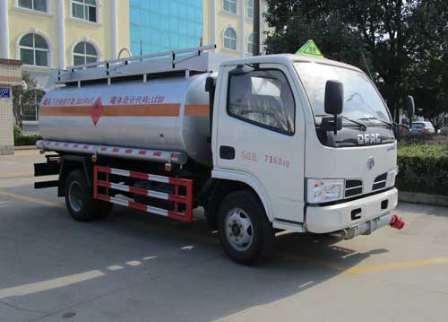 TWY5070GJY型东风多利卡3-5吨加油车