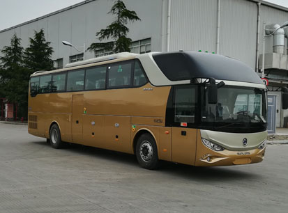 SLK6126ALD52型客车
