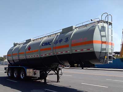 CLY9405GRYA型易燃液体罐式运输半挂车