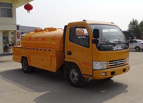 HYS5041GQXE6型东风多利卡国六清洗车