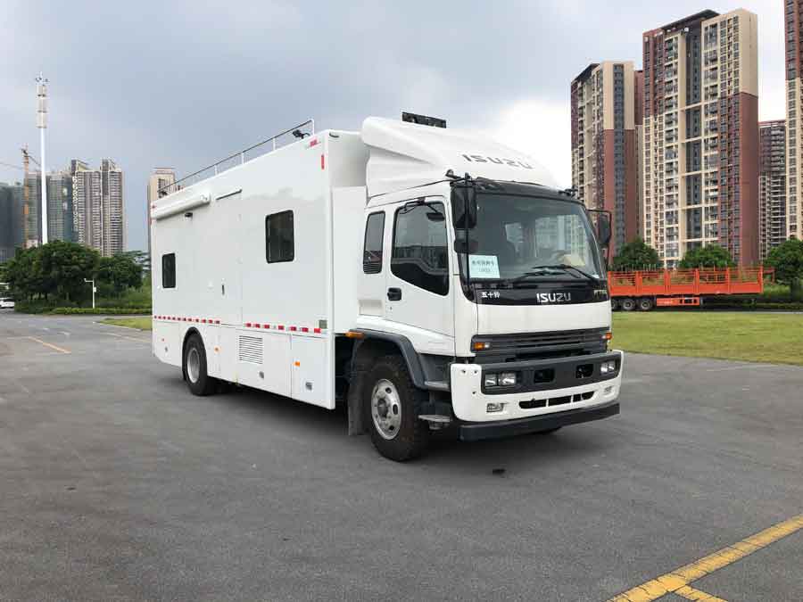 广州番禺超人运输设备PC5120XLJ型庆铃FTR旅居车