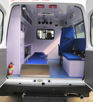 CLW5042XJHCD6救护车图片