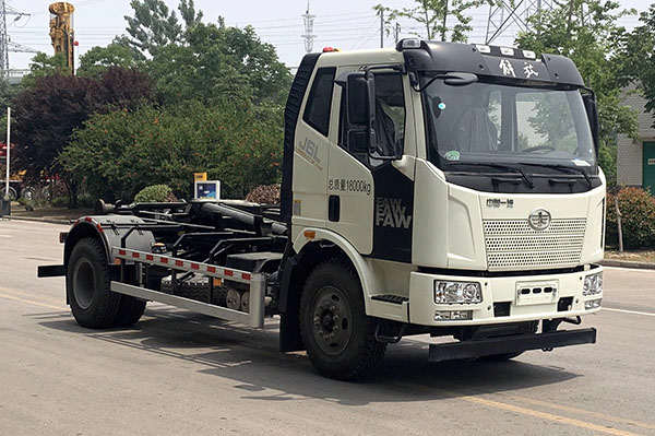 XGH5180ZXXC6型车厢可卸式垃圾车