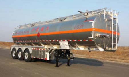 YQ9400GRYCT2型铝合金易燃液体罐式运输半挂车