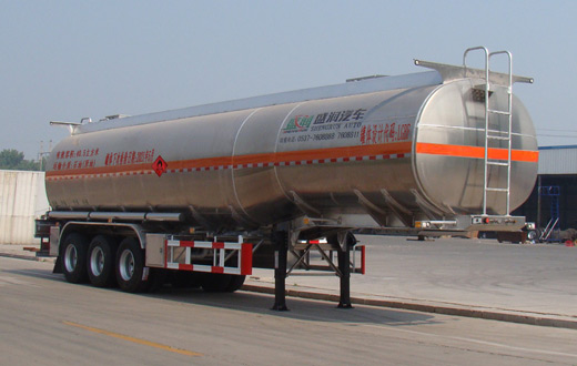 SKW9408GRYL型铝合金易燃液体罐式运输半挂车