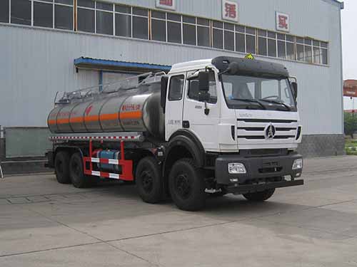 组图：河北渤海石油装备专用车易燃液体罐式运输车图片