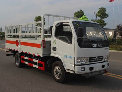DLQ5070TQPEQ型4.1米东风多利卡气瓶运输车
