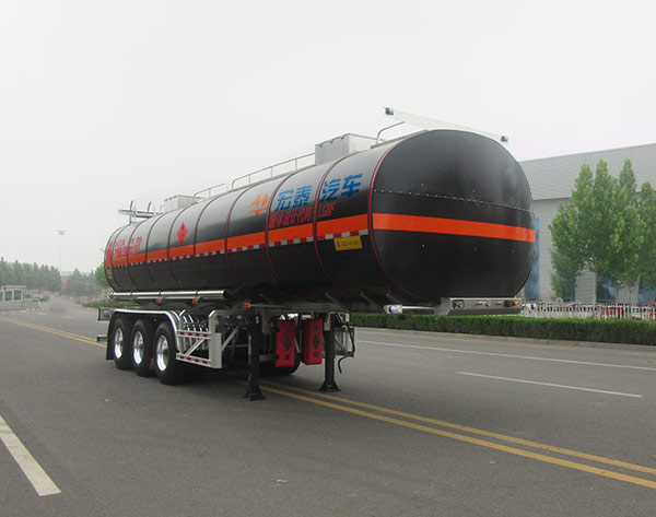 HHT9404GRYE型铝合金易燃液体罐式运输半挂车