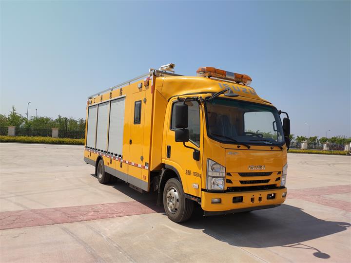 FZB5100XXHQL-6型救险车
