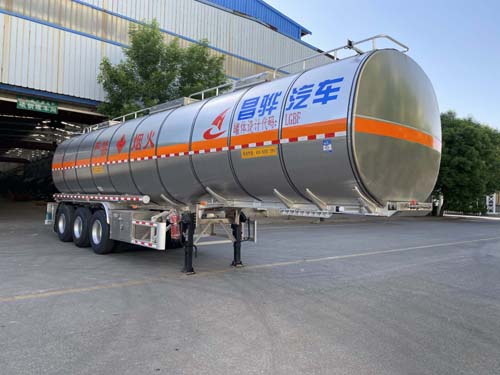 HCH9408GRYFF型铝合金易燃液体罐式运输半挂车图片