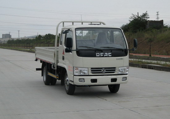 EQ1070L3BDF型载货汽车