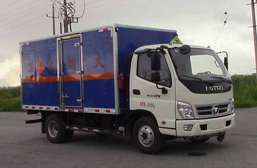 JHW5080XRYB-F3型福田欧马可易燃液体厢式运输车