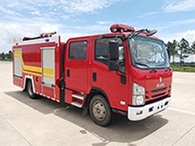 泡沫干粉联用消防车适用于扑救图片