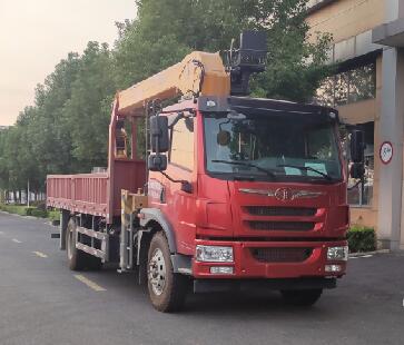 组图：中国一汽随车起重运输车图片