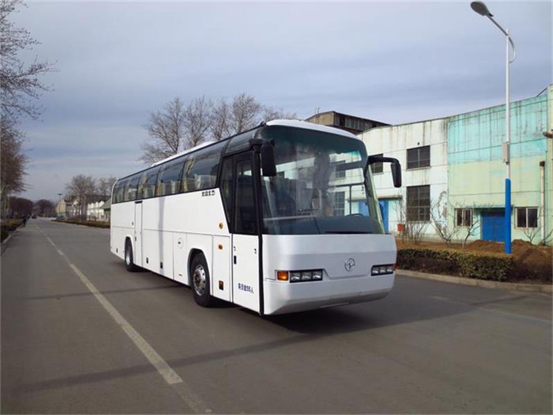 BFC6120L1D5型豪华旅游客车