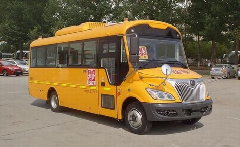ZK6745DX61型中小学生专用校车