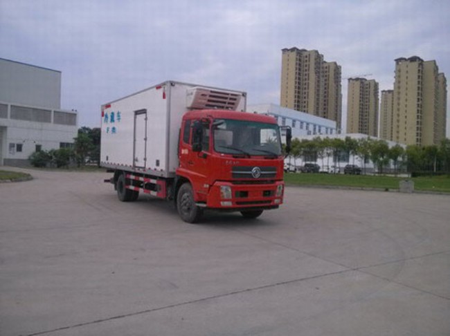 DFH5180XLCBX1DV型东风天锦6米1冷藏车