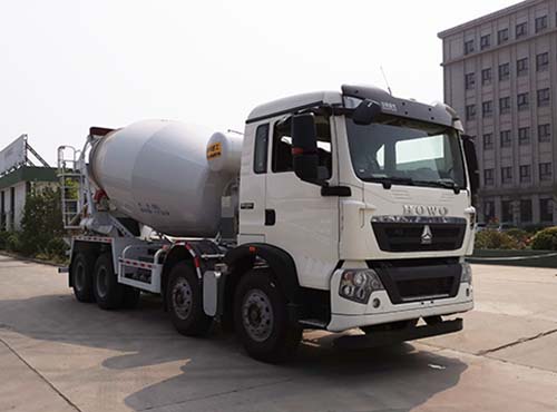 XT5311GJBT530E型混凝土搅拌运输车