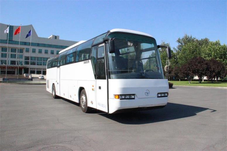 北京北方华德尼奥普兰客车BFC6120L1D6型豪华旅游客车