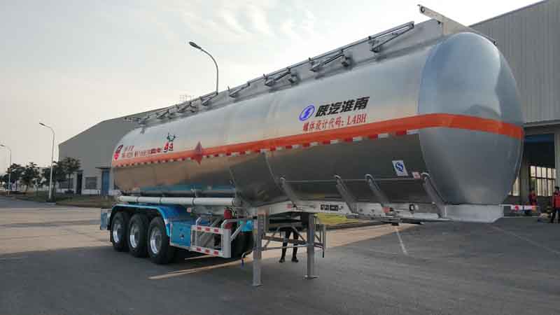 SHN9400GRYP480型铝合金易燃液体罐式运输半挂车