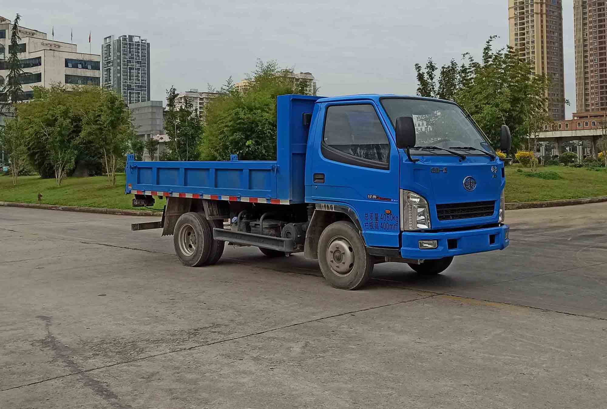 一汽红塔云南汽车CA3040VL06型自卸汽车