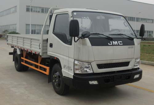 JX1062TG25型载货汽车