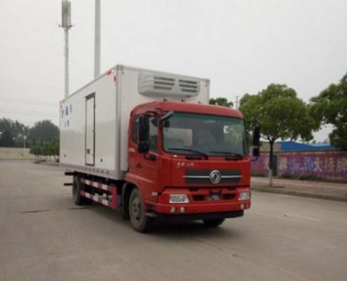 组图：东风商用车东风小天锦国五6.2米冷藏车图片