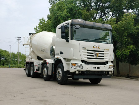 QCC5313GJBN666-3型混凝土搅拌运输车