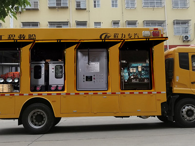 東風(fēng)天錦軌道交通救援車圖片