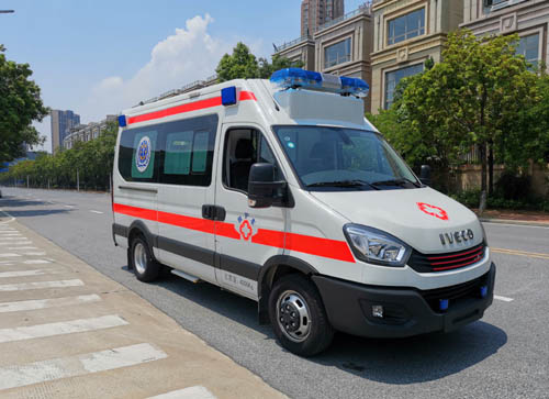 ND5040XJH-EV6型救护车图片