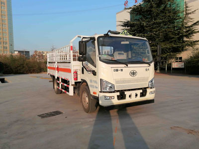 郑州红宇专用汽车HYJ5120TQP-CA型气瓶运输车