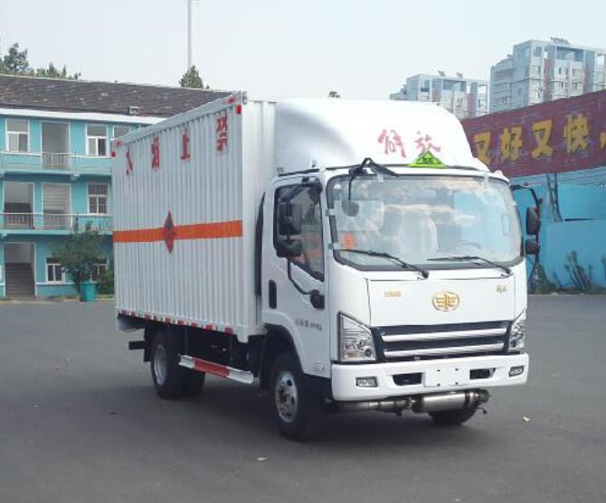 组图：中国一汽解放虎VN易燃气体厢式运输车图片