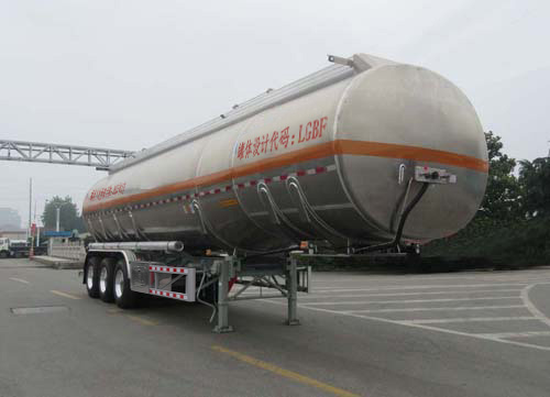 THT9400GRYH型铝合金易燃液体罐式运输半挂车