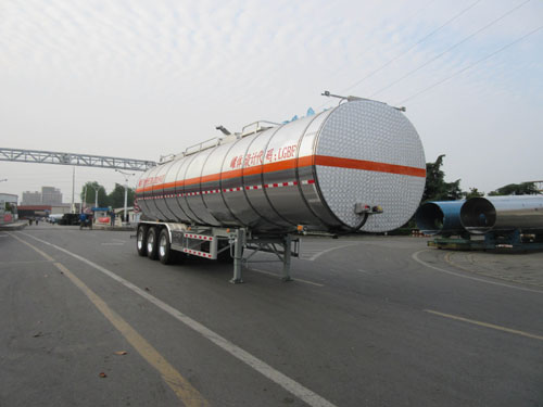 THT9400GRYG型铝合金易燃液体罐式运输半挂车