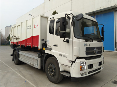 中国一拖LT5181ZLJBEV型纯电动自卸式垃圾车