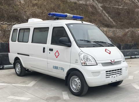 青岛五菱专用汽车WLQ5026XJHLP6型救护车
