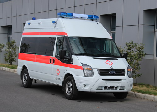 广东宝龙汽车TBL5043XJH6型救护车